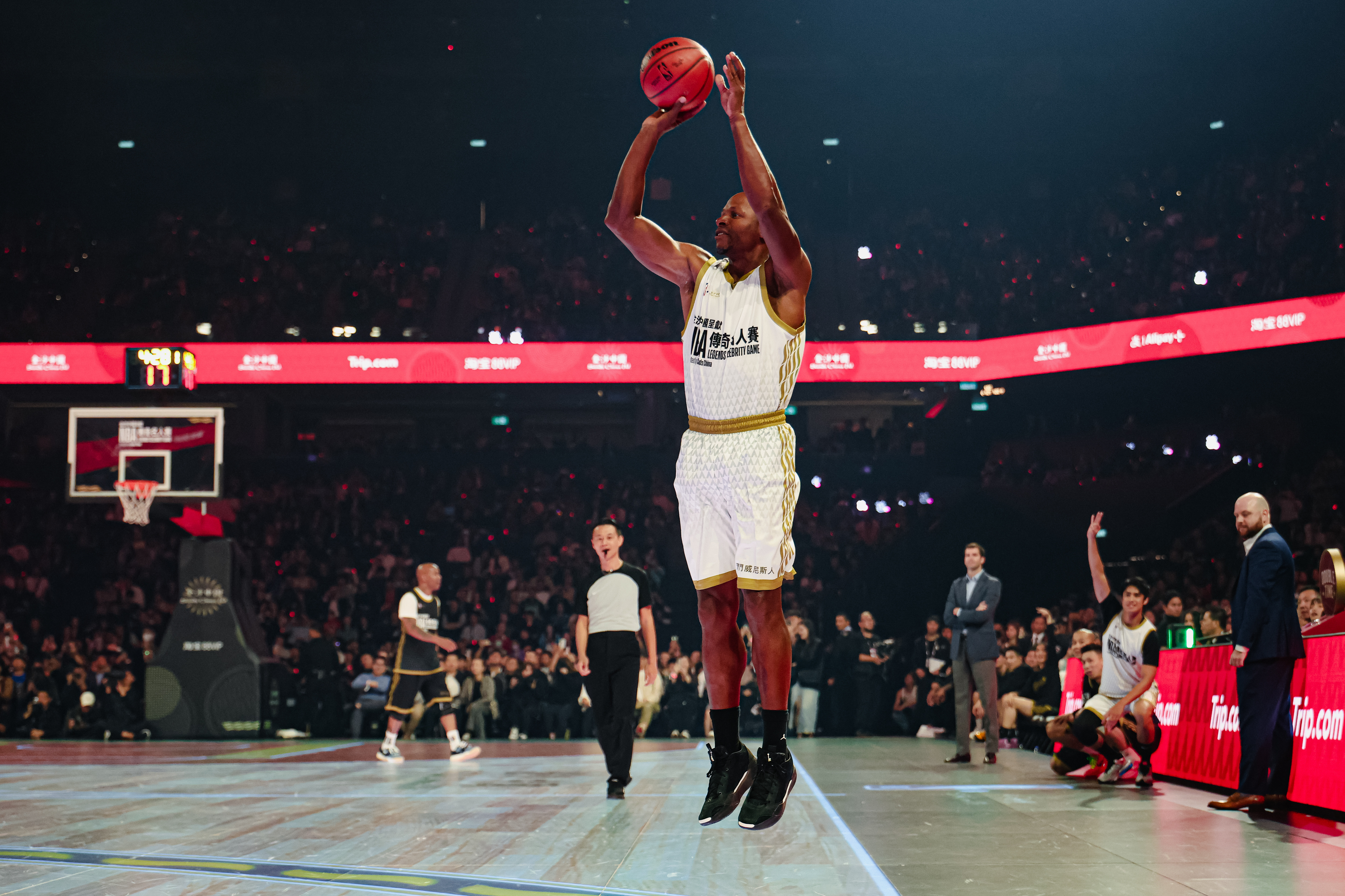 MK体育互动-菲尼克斯太阳赛后回应争议，志在全明星赛名次提升，震撼外界，纪律约束更严格的简单介绍